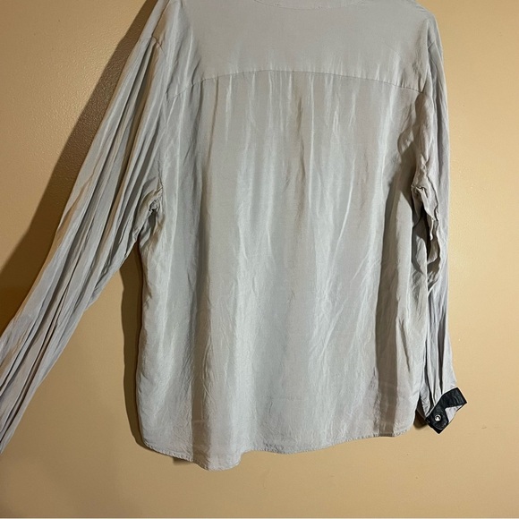 Philosophy Soft Gray V-Neck Blouse size 1X - Picture 5 of 5